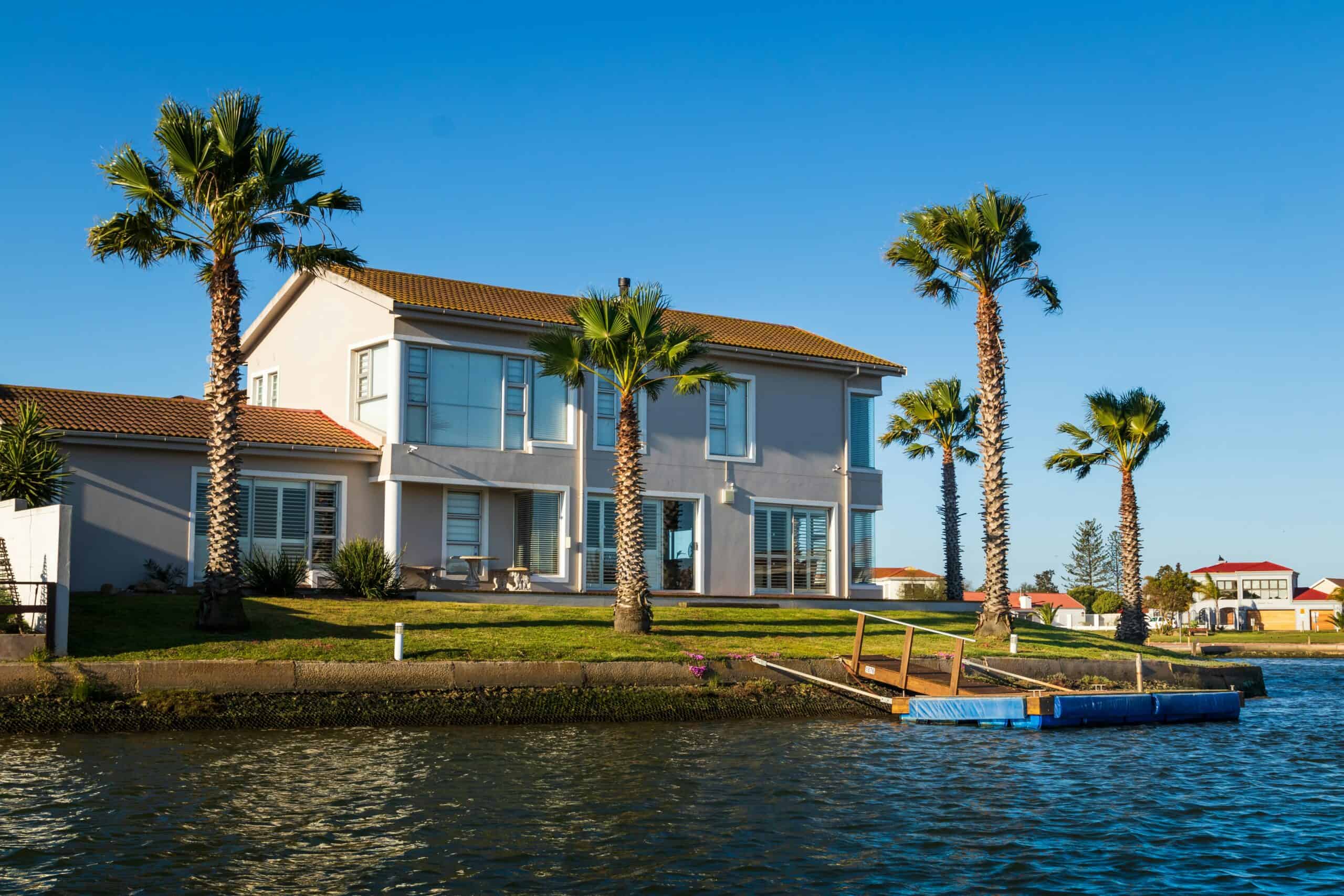 How to Pass Down a Family Vacation Home - Without Causing Drama